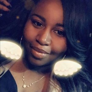 Meet your Posher, Jasmine